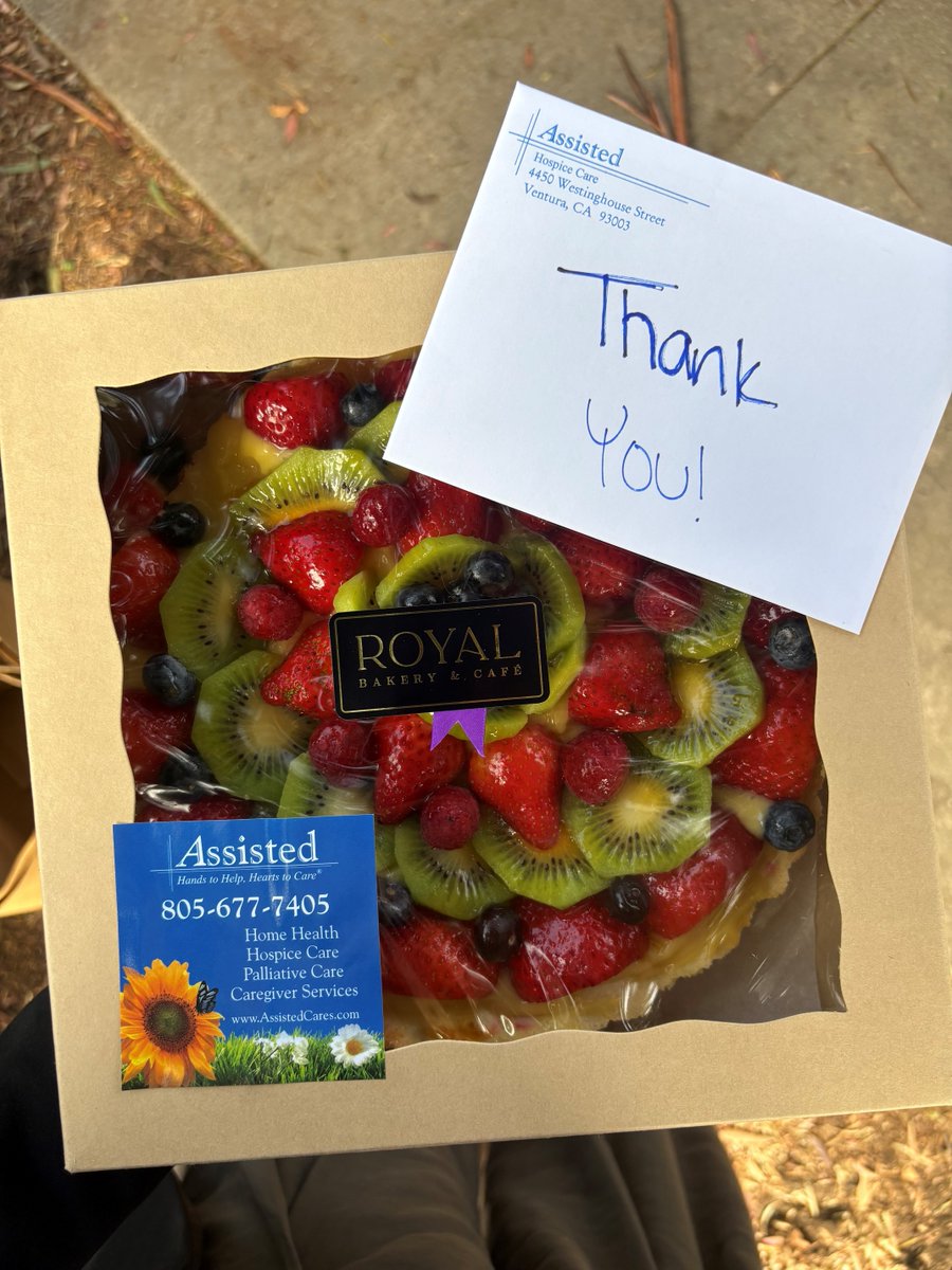 Assisted1's tweet image. Our Ventura liaisons stopped by their accounts to drop off fruit tarts as a small way to share gratitude and start the week on a sweet note! 💙🌻 #AssistedCares #HomeHealth #HospiceCare #CaregiverServices