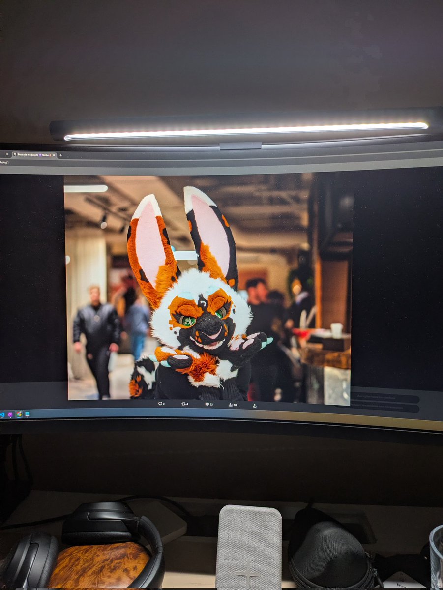 Shinji_Bakeneko's tweet image. Mrellow !

A little vid behind the loom of a feline with big ears and chompers : Naahm
🐰🐈‍⬛ @Noohm7
📷 : youtu.be/toyljw-yNuw?si…