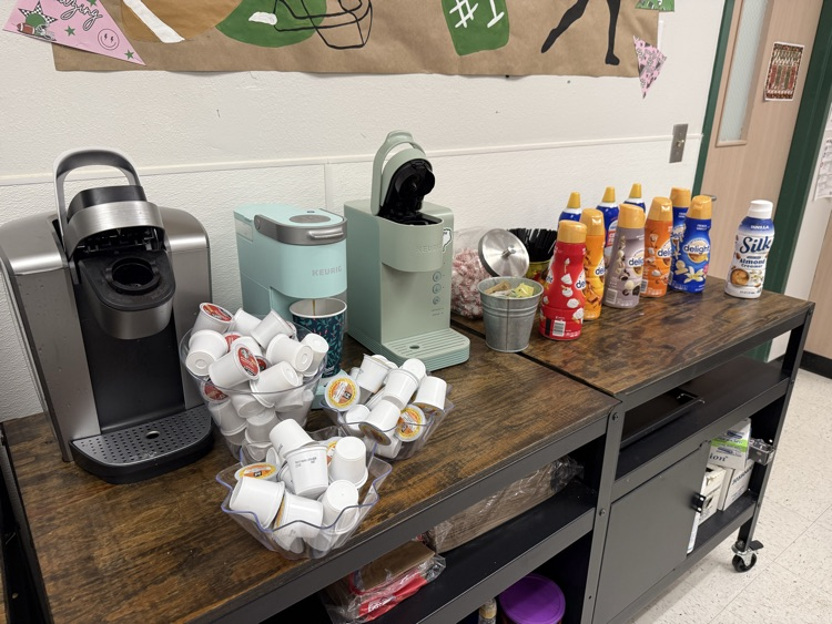 CMMSFoxes's tweet photo. Day 2 of our Thankful For You Week. We treated our staff to Coffee &amp; Pastries to help fuel their day. https://t.co/G4f6n2xOCr