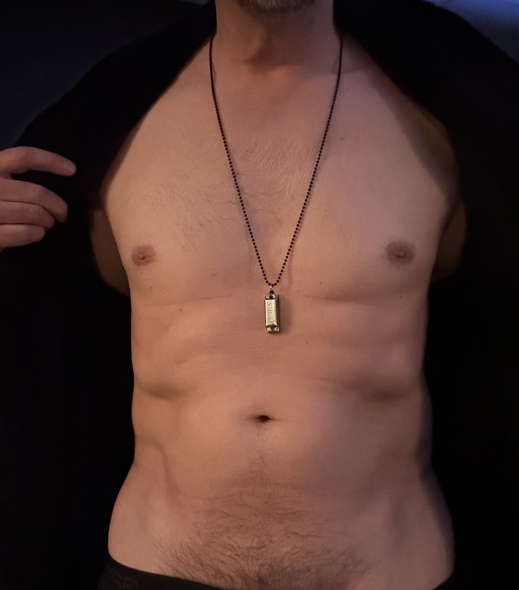 Fit&FlirtyDad tweet media