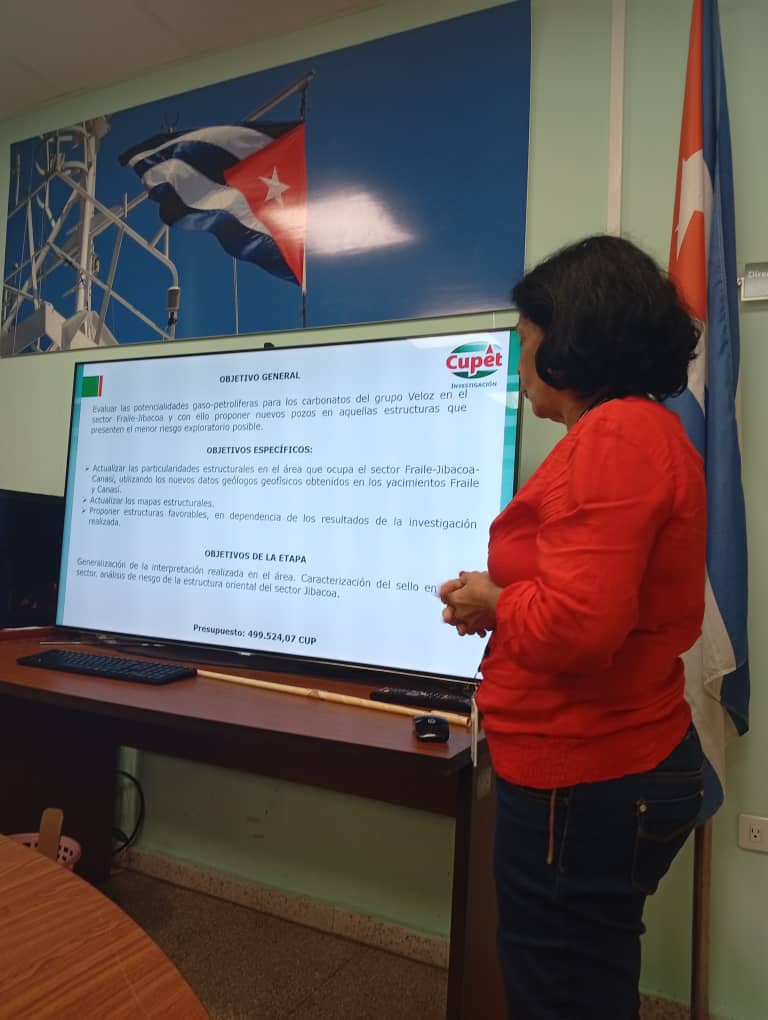 CEINPETCuba's tweet image. 🔬Sesión del Consejo Científico de Geofísica en marcha!

Revisión y seguimiento de proyectos de investigación. Momento clave para alinear objetivos y asegurar la excelencia científica. 🎯
@CEINPETCuba
#PetrolerosPorCuba #Geofísica #Proyectos #Cuba