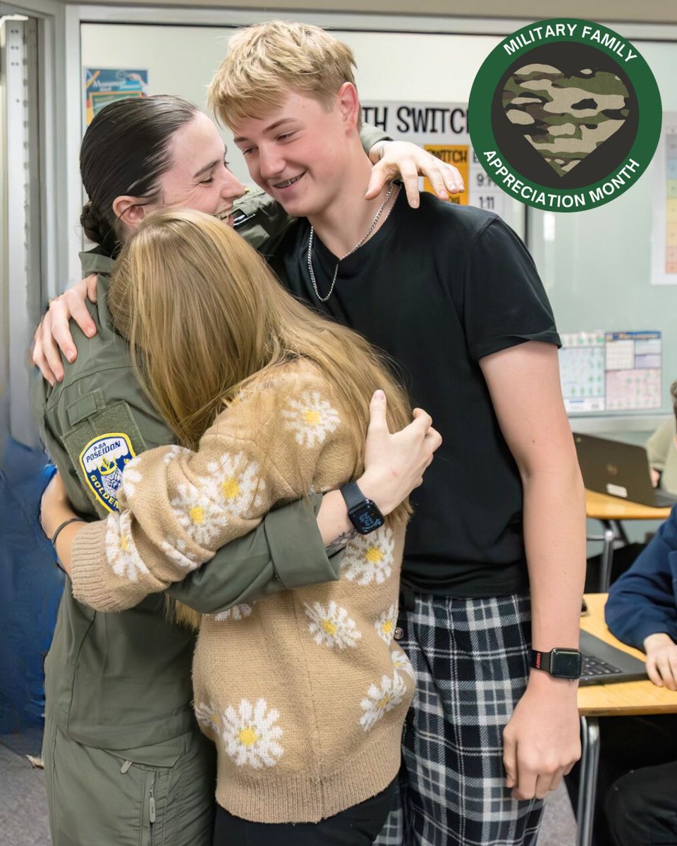 codepted's tweet image. November is Military Family Appreciation Month. We&apos;re honoring the schools that support our military families, like in @LewisPalmer38. The Johnson family got a special surprise when their older sister Madisyn returned home after 6 months of deployment to surprise her siblings.