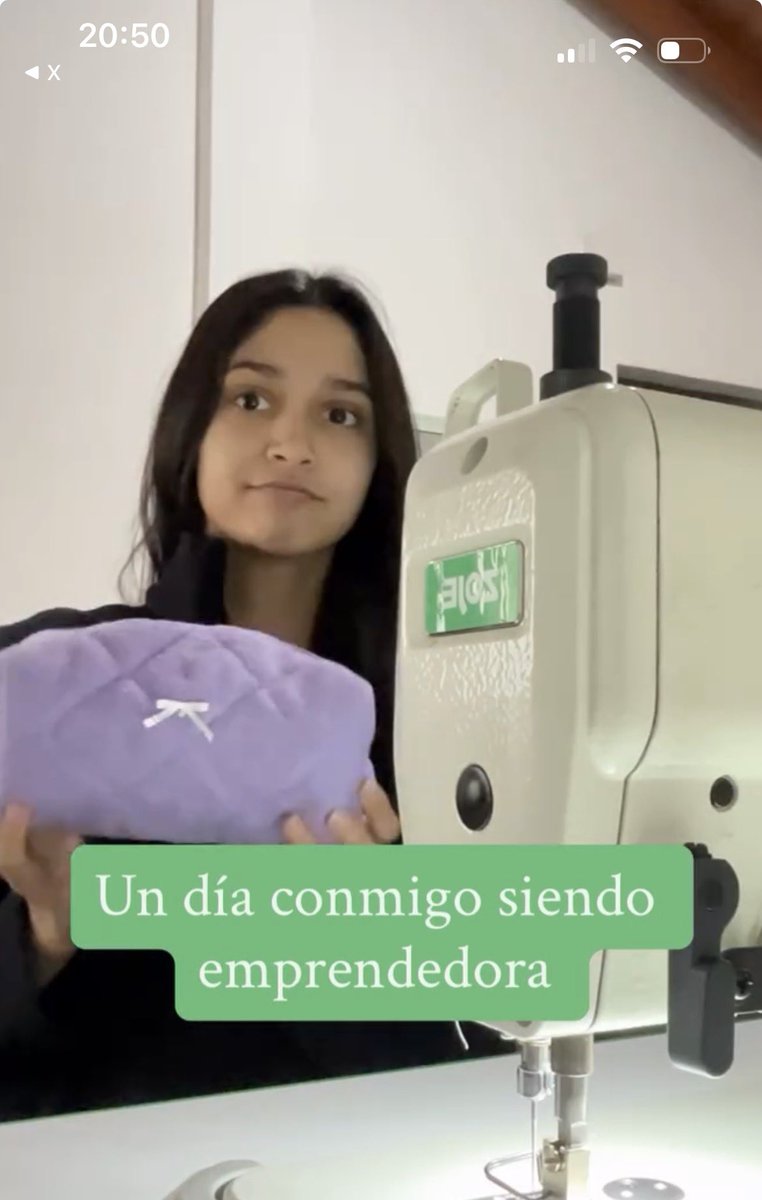 RositoElMismo's tweet image. sos una boliviana flaca que tiene su emprendimiento de mierda. Posta no entiendo a las minas que exigen tanto y no son capaz de ofrecer lo mismo que piden.