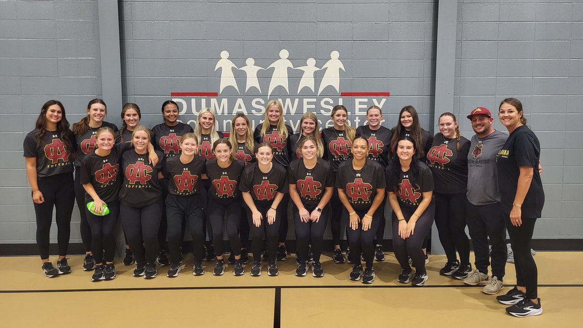 Coastal Alabama's Women's Softball Team volunteered in Dumas Wesley's After School Achievement Program. Over the years, this has become one of our children’s favorite events. Participants enjoyed eating supper and playing t-ball with the team. TY for a fun afternoon.