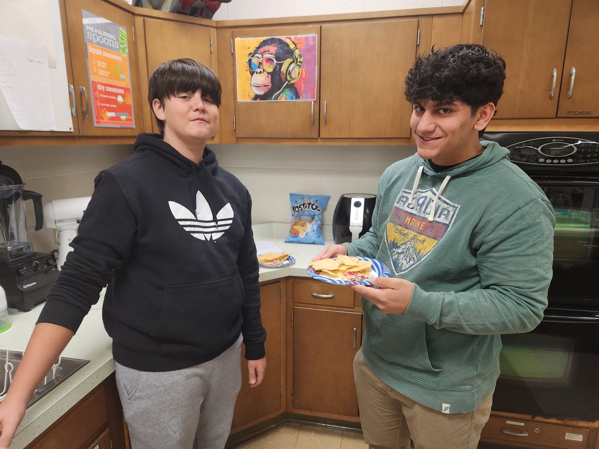 Mrs Jones tweet media