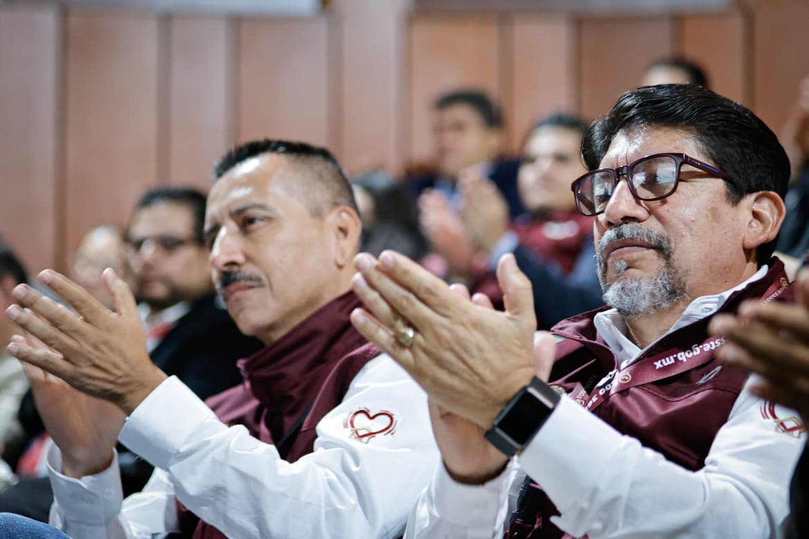 ISSSTE_mx's tweet image. Durante el Primer Encuentro Nacional por la Transformación de la Atención en el @FOVISSSTEmx, el director general, @martibatres, destacó que actualmente estamos construyendo una nueva etapa histórica para la vivienda social en México, con justicia, humanismo y reconstrucción…