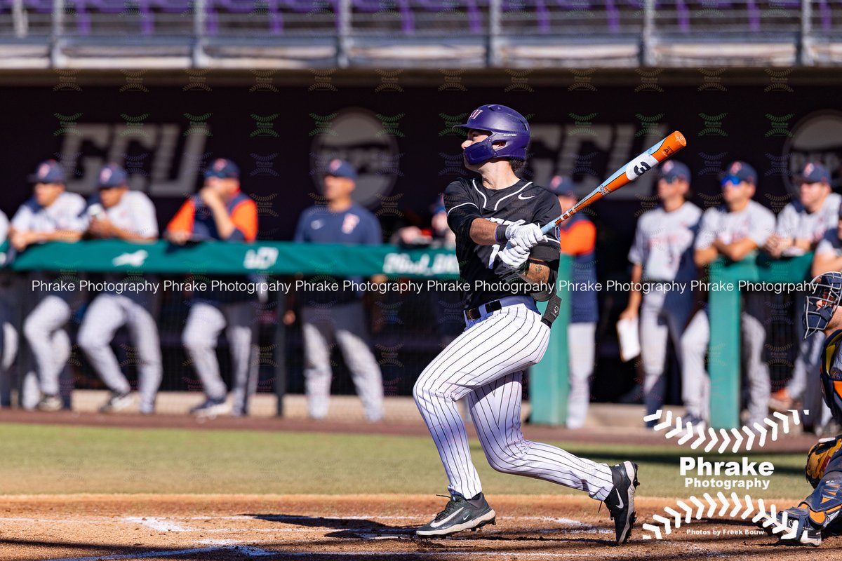 Phrake Photography tweet media