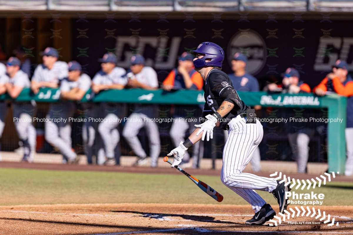 Phrake Photography tweet media