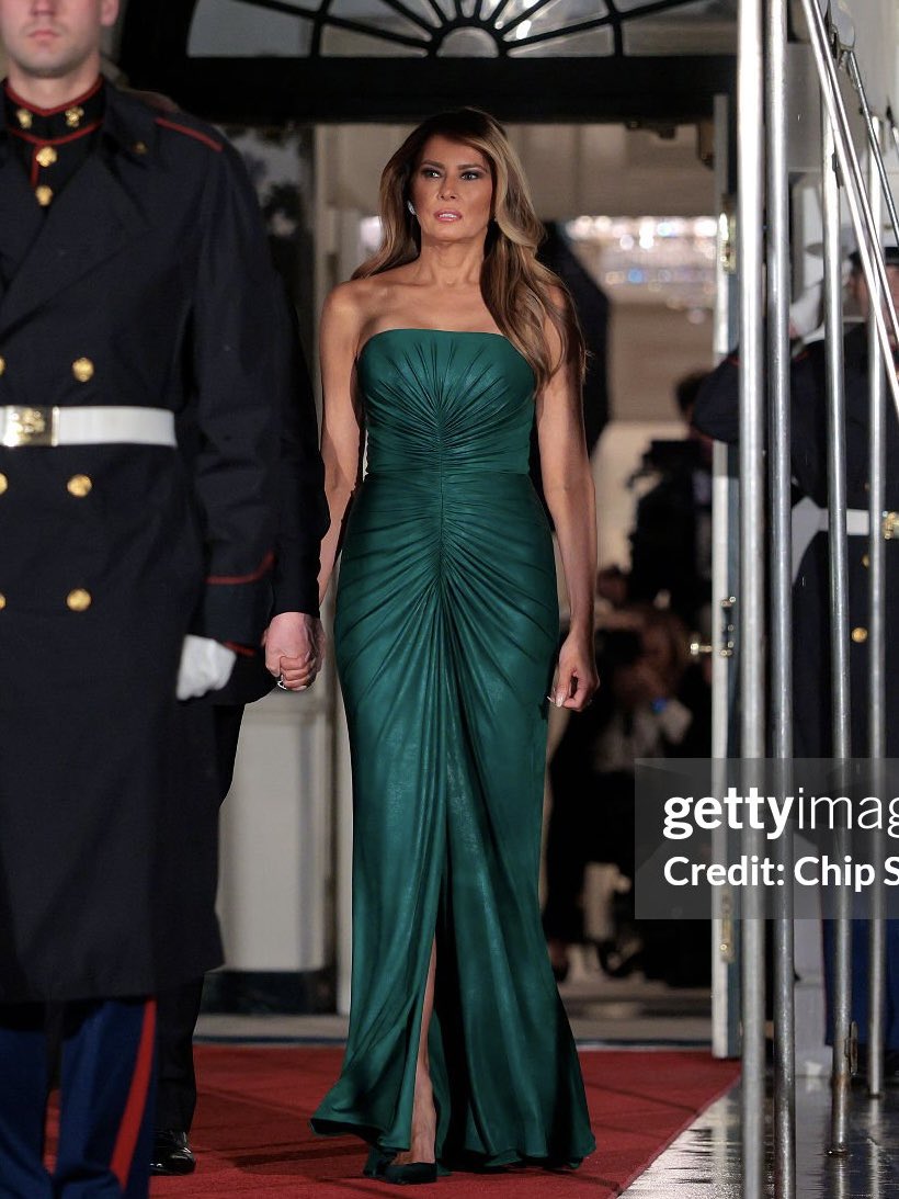 MELANIA 💚