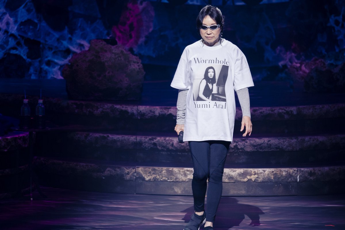 松任谷由実 KATHMANDU ツアー Tシャツ L❤新品 8月特価 松任谷由実