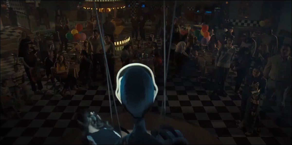 the_almendra's tweet image. El niño que salvo Charlotte ahora está con su madre pero algo me dice que estan viendo a la marioneta sosteniendo algo....
Que será?
#fnaf2 #puppetFNAF