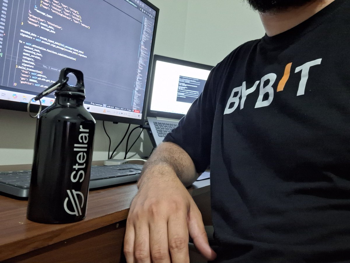antoniorjr4's tweet image. Dev out here doing free merch promo without even realizing it 😂
Should probably start charging @Bybit_Official and @Stellar_Brazil for this level of exposure 😎✨

#Web3Community #CryptoMarket
