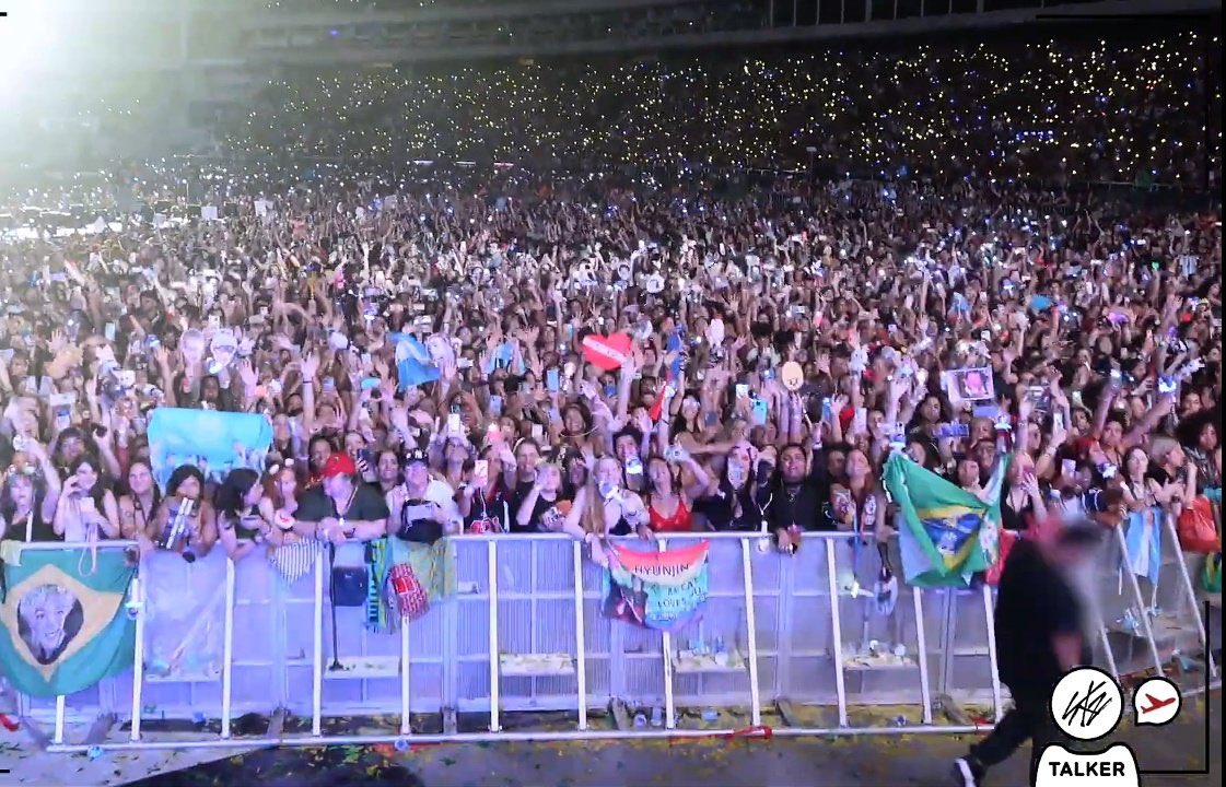 candddddelaaa's tweet image. devuelvan a este ser a sus tierras o anuncien tour e incluyan a Argentina, háganmelo feliz al pan de cada día 

UN AÑO Y LA LUCHA SIGUE
#StrayKidsEnArgentina
#ArgentinaWantsSKZ