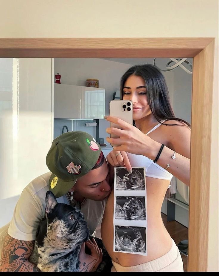 privsdohugo's tweet image. homem quando te ama de verdade, ele te engravida