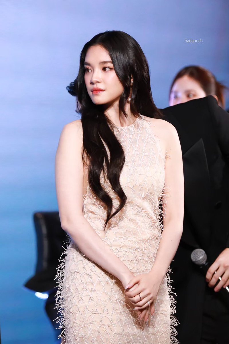 Morning Cherprang⛅️🧡
Have a nice day naka ~✌🏻🐱🍀

#CherprangAreekul