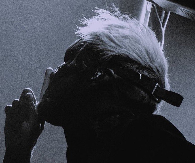 raindownonmeIII's tweet image. i miss iii token so here’s a picture of him being awesome and hot