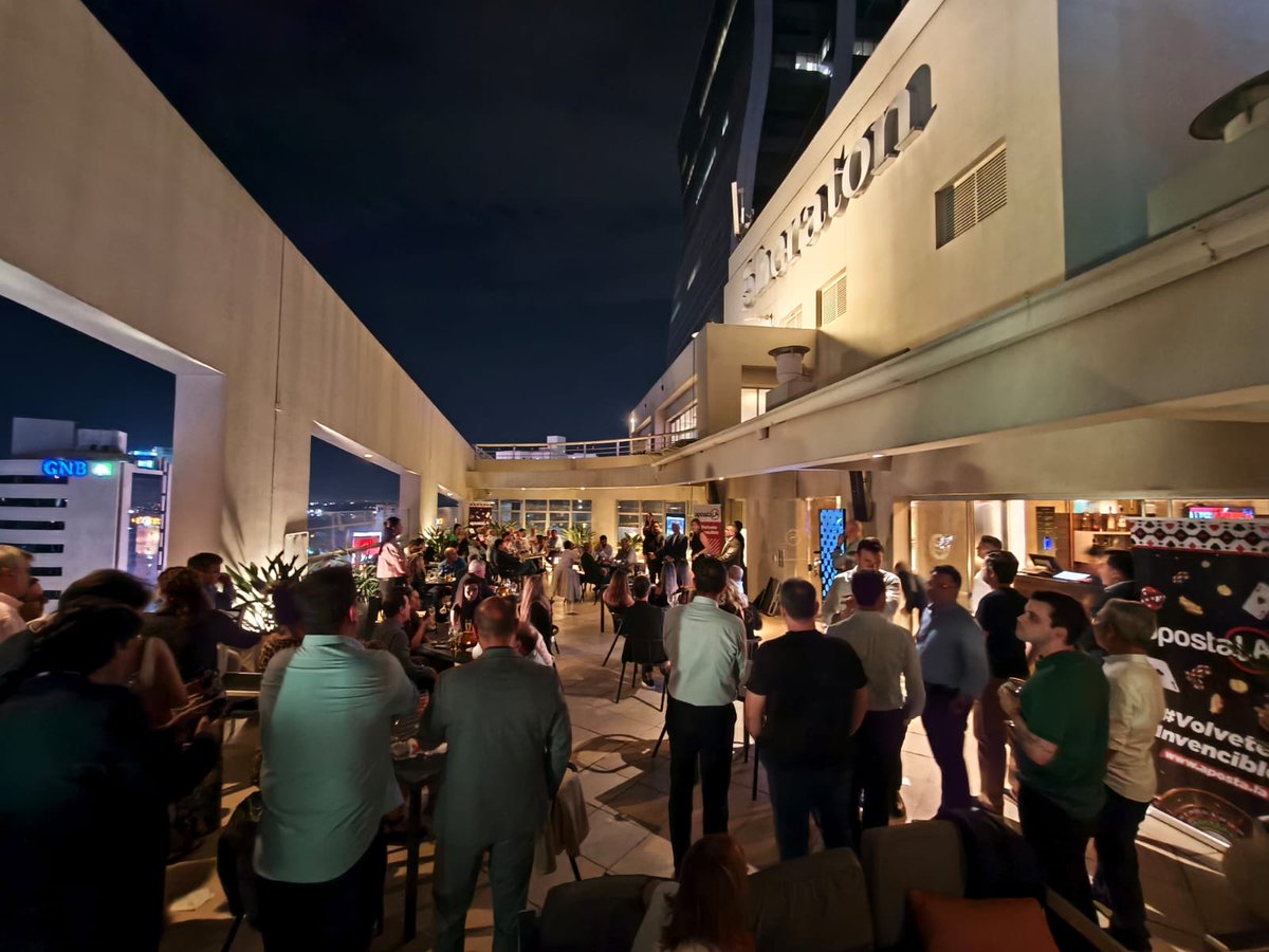 apoja_py's tweet image. Aprovechando la presencia de referentes internacionales en Asunción por el XIX Congreso de CIBELAE, APOJA organizó un brindis de bienvenida. El encuentro sirvió para recibir y compartir un momento agradable con los expertos del sector.