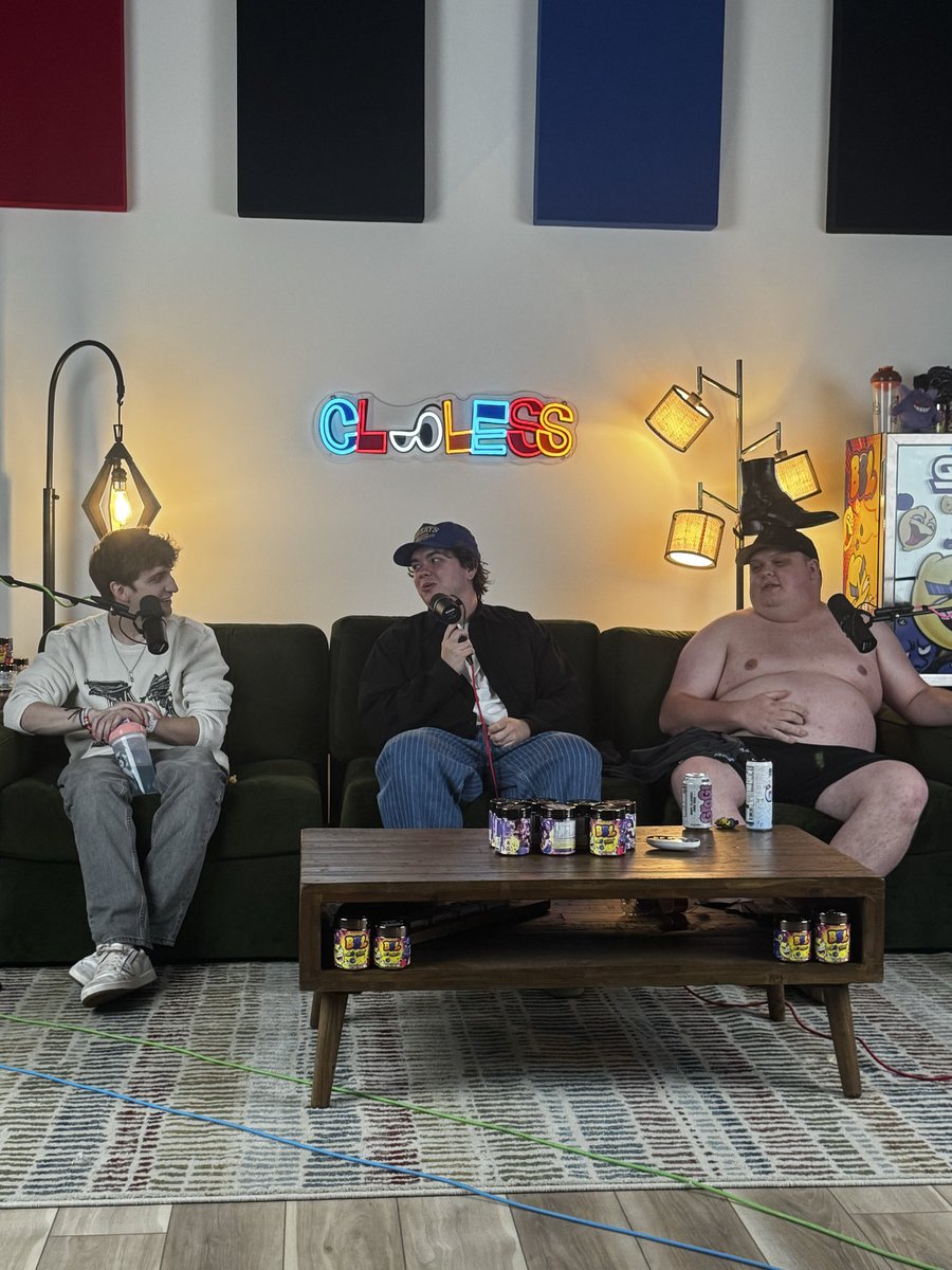 Clooless Podcast tweet media