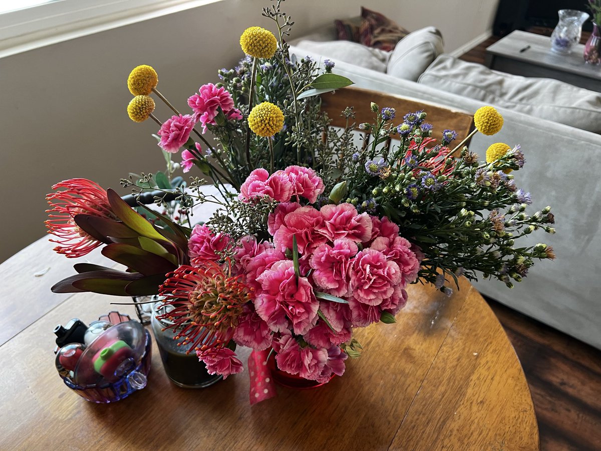 ohh hAiii Mark tweet media