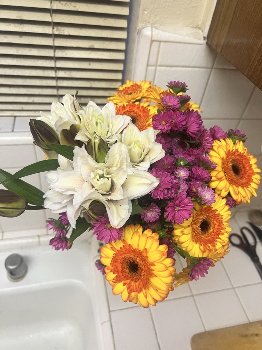 ohh hAiii Mark tweet media