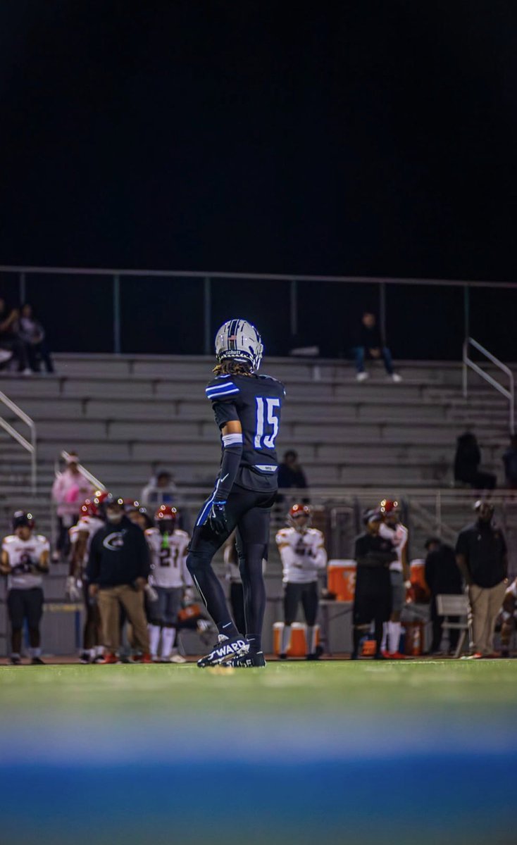 BigTicket06's tweet image. hudl.com/video/3/227671…