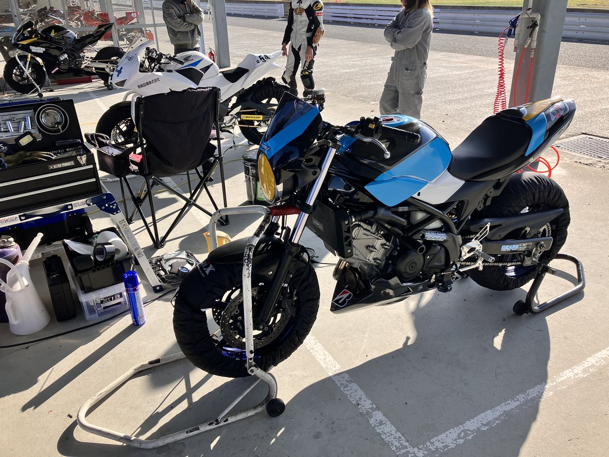 mikuhiiragi's tweet image. おはようございます🌞

今日もHSRで練習

#SV650 
#GEARS