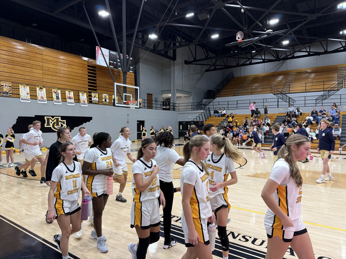 drewcookwrites's tweet photo. @DPASports GBB FINAL
Soddy Daisy 53, McMinn County 46

McMinn cut a once-20 point deficit down to 5 mid fourth, but juuust ran out of gas. Obvious sign of improvement from a season ago for the Lady Tribe. 

M. Trentham: 18 pts (7/12 FG)
M. Sewell: 13 pts, 3 ast

@DPASports https://t.co/P1mhX2GGgv