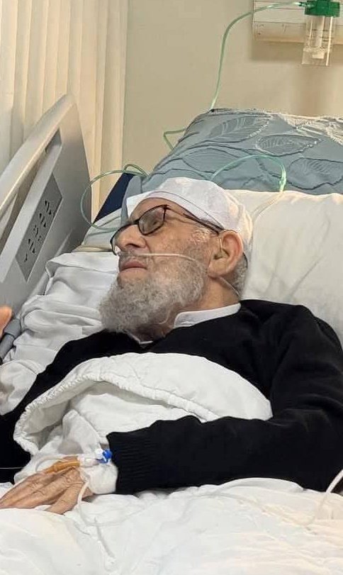 Banjamiin's tweet image. نرجو من المؤمنين والمؤمنات الكرام التوجه بالدعاء بالصحة والعافية والشفاء العاجل لسماحة آية الله السيد مرتضى القزويني  بعد تعرضه لكسر في عظم الفخذ ويحتاج لتداخل جراحي.