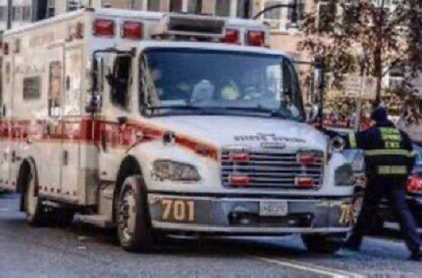 mcfrsPIO's tweet image. ATTENTION MOTORING PUBLIC: It&apos;s likely drivers will encounter EMERGENCY VEHICLES in your travels..SLOW DOWN &amp;amp; MOVE OVER approaching Emergency Fire/Rescue/EMS /PD/Tow Vehicles @mcfrs *Hear Us, *See Us, *Clear for Us! SEE: ht.ly/JCY93 Give Full Attention SLOW DOWN