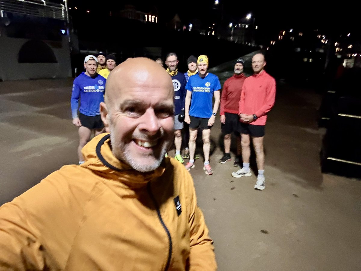 Progradar's tweet image. BRR Structured training - Kenyans, 4(5mins, 2 rest) - a cold evening but smashed by all! 😊🏃‍♂️💪 @RunComPod #structuredtraining #kenyanhills