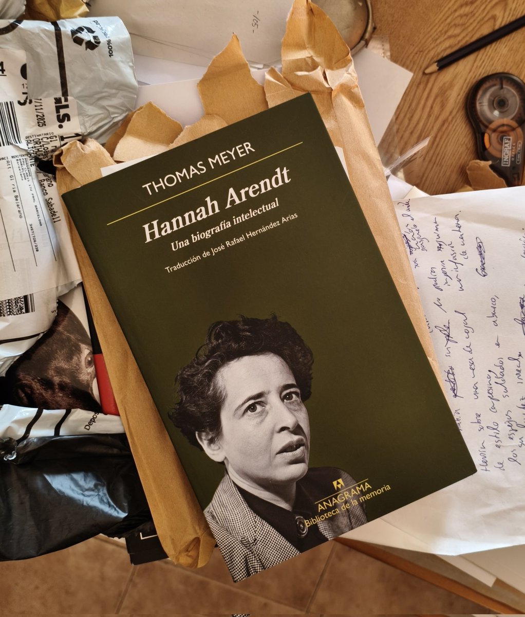 Gracias <a href="/AnagramaEditor/">Editorial Anagrama</a>  #arendt #RecomiendoLeer