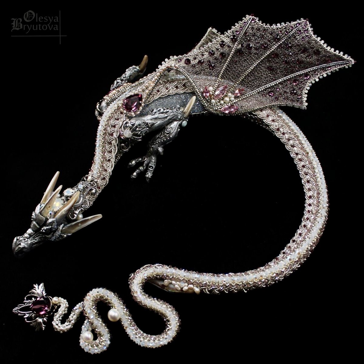 Astro June (@astrojune_) on Twitter photo 