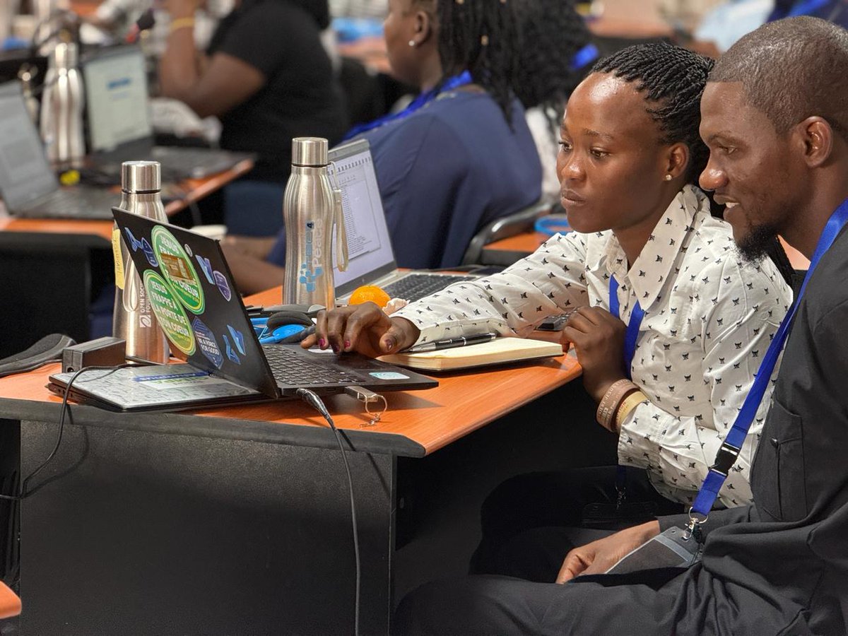 UNDPWACA's tweet image. 🚀  #Tec4Peace Cybersecurity Bootcamp!

2 weeks of learning cybersecurity tools, building digital solutions, and designing real initiatives. Graduates will become digital peace ambassadors, with access to AI job platforms &amp;amp; fintech tools.

👉🏾 Learn more: ow.ly/6UJk50XtKxh