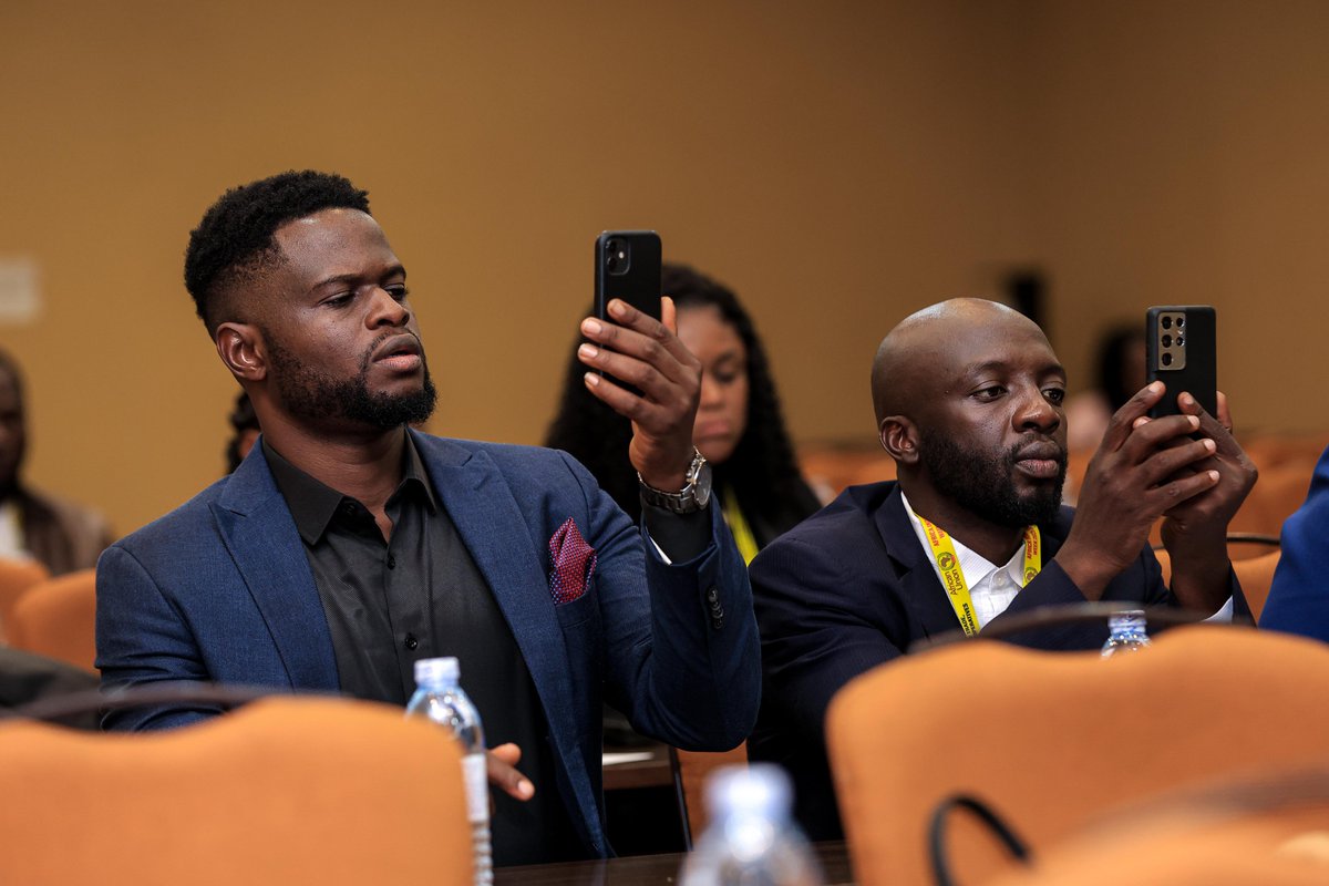 UNDPAfrica's tweet photo. At #AIW2025, we are charting a path for women in processing to access markets through the AWIP–RSDP Market Linkage Initiative.
Connecting women-led SMEs to buyers strengthens Africa’s value chains and industrial base.
w/ the @_AfricanUnion
#WomenInProcessing
#InclusiveTrade https://t.co/4WTiHghHJj