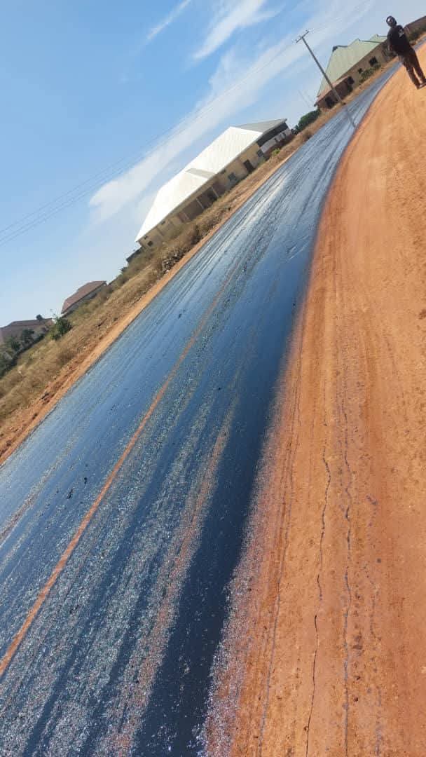 AishaMuhammad40's tweet image. Lamingo- Fobour  Road in Jos East Local Government Area. 

Priming Ongoing✌️🇳🇬 God bless His Excellency Barr. @CalebMutfwang .