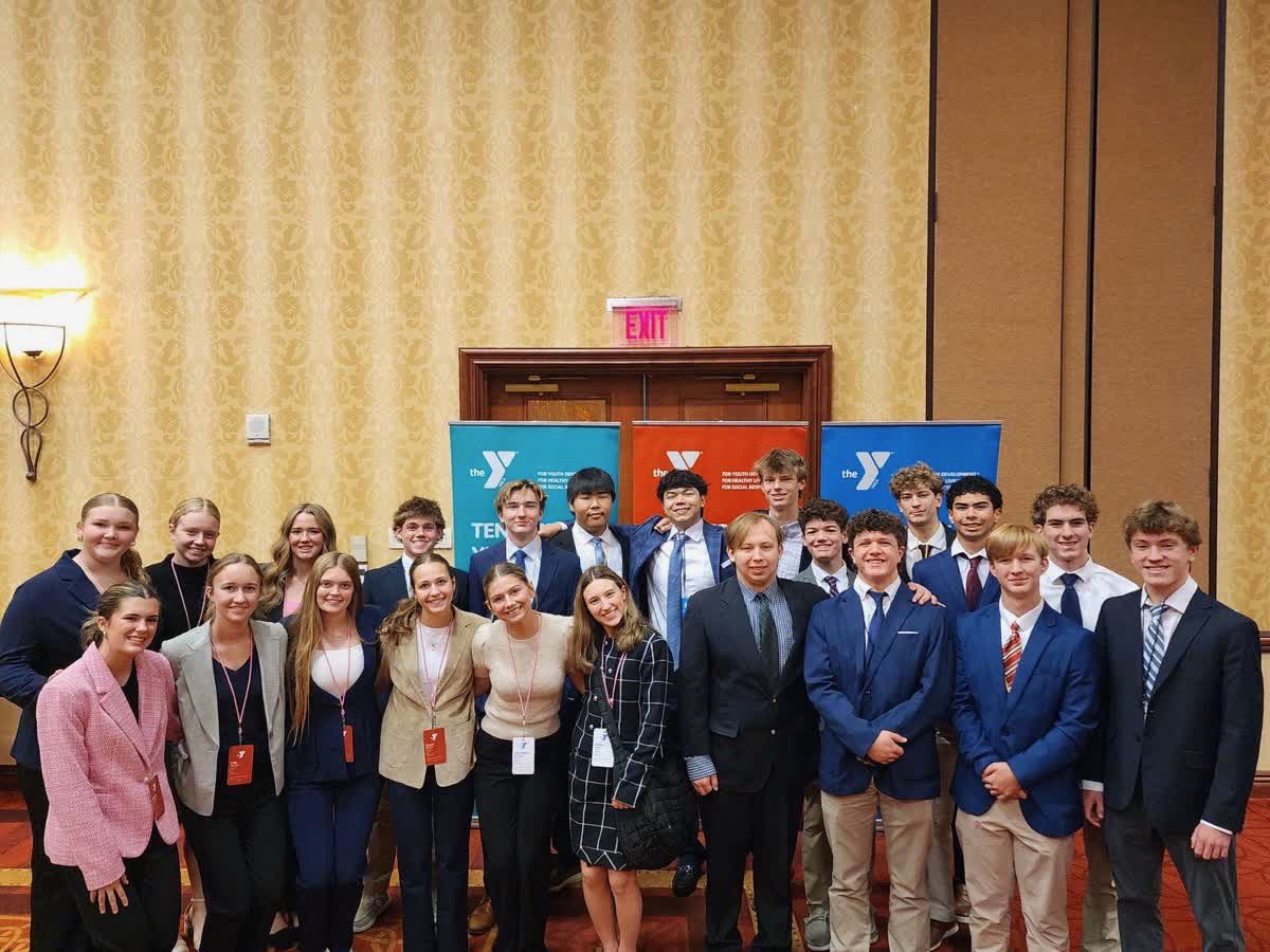 haylie_burton's tweet image. Model UN this past weekend was such a great learning experience! I can’t wait to return next year. #briarcrest #modelun #murfreesboro #politics #memphis #ForeignPolicy