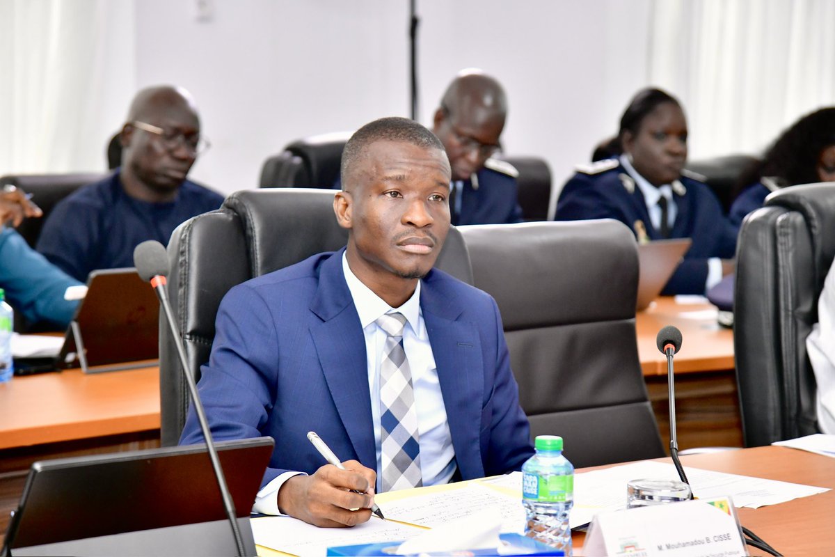 Assemblée nationale du Sénégal tweet media