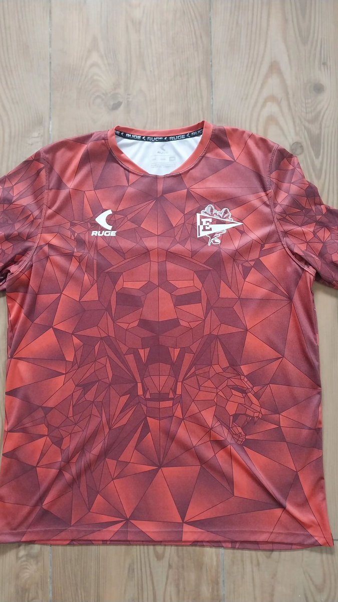 #EDLP
VENDOOOOO 
Las Under nuevas con etiquetas 
Las ruge usadas 10 puntos