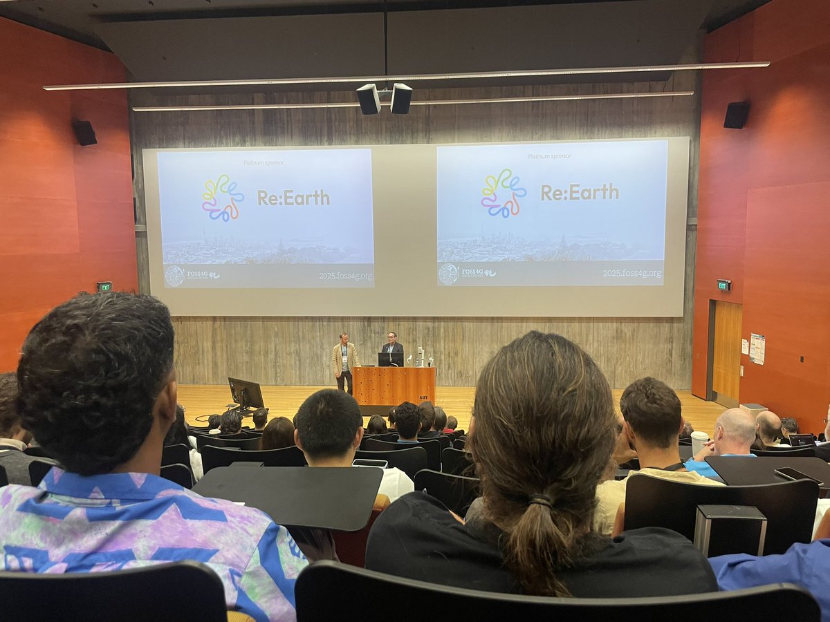 asahina820's tweet image. We are top level sponsor!  #foss4g