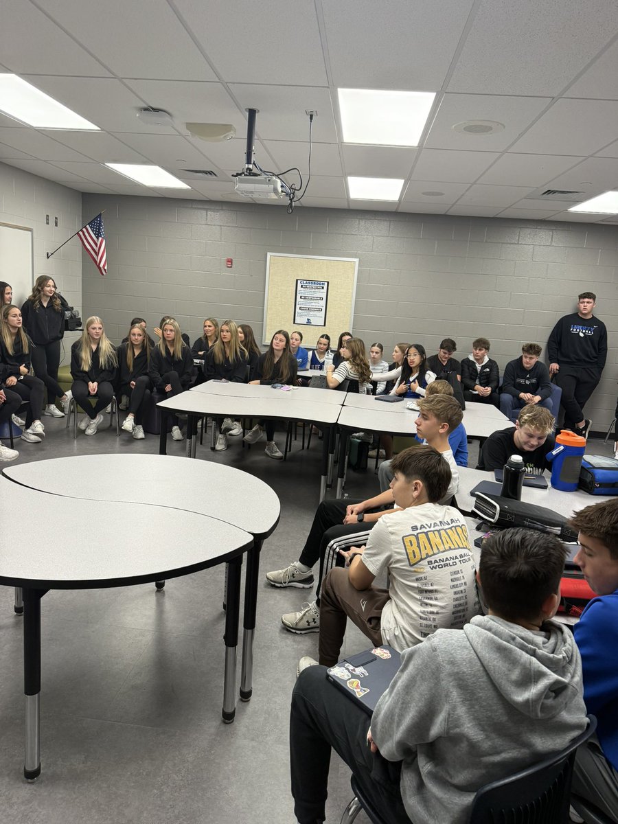 Natalie Flora tweet media