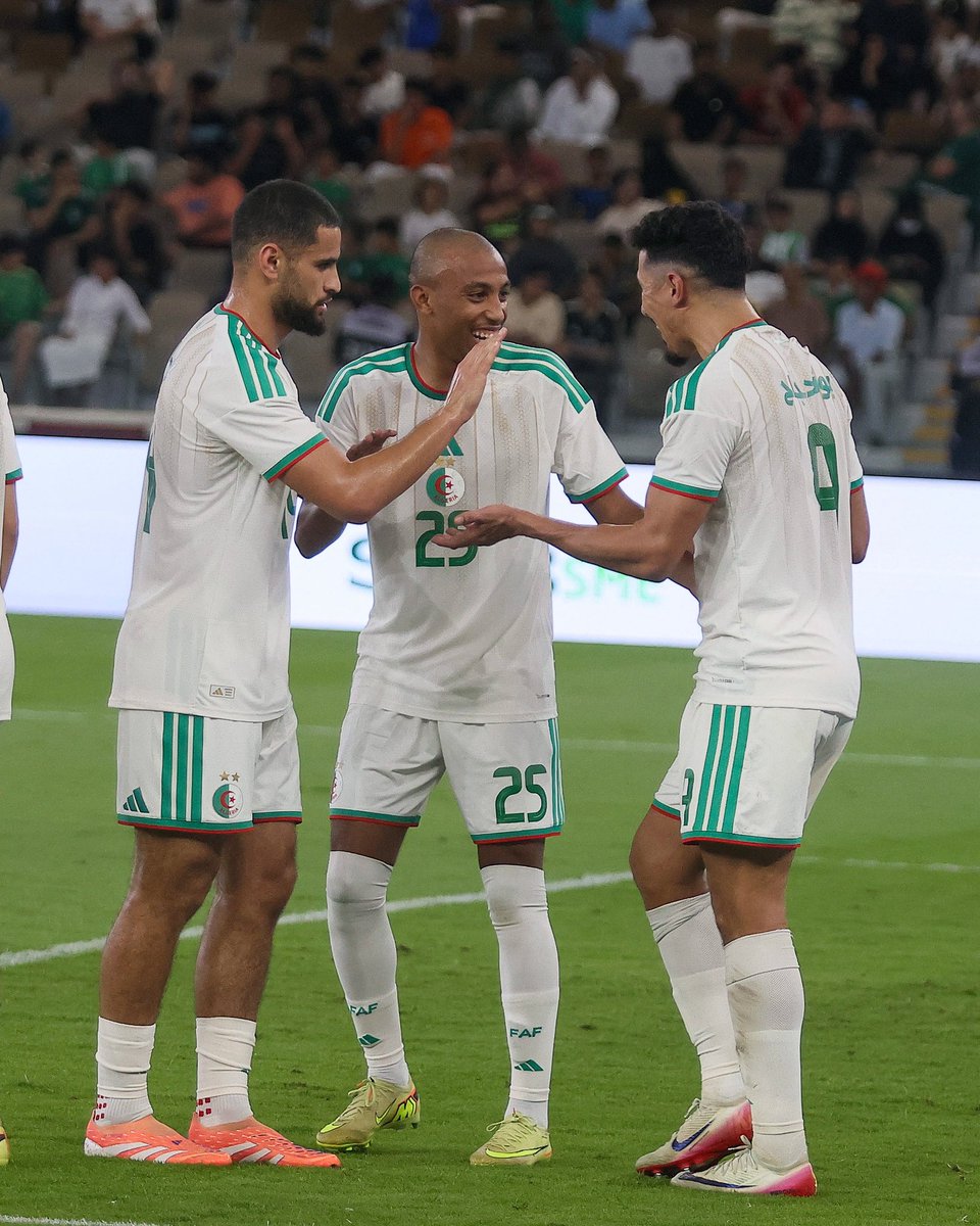 HellasVeronaFC's tweet photo. Primo gol e vittoria oggi per #Belghali nellโamichevole della sua Algeria contro lโArabia Saudita ๐ฉ๐ฟ
Good job Rafik ๐
#Internationals #DaiVerona #WeAreHellas https://t.co/0l7hQrrCEJ