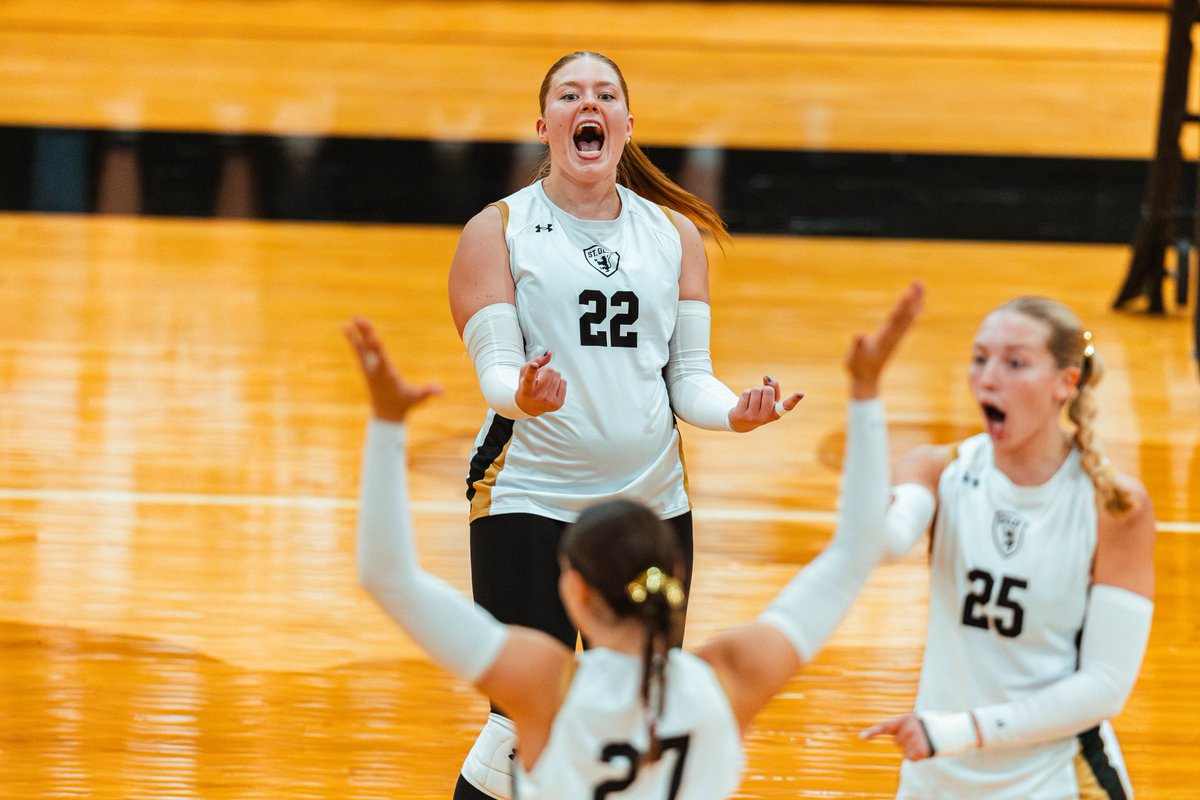 St. Olaf Athletics tweet media