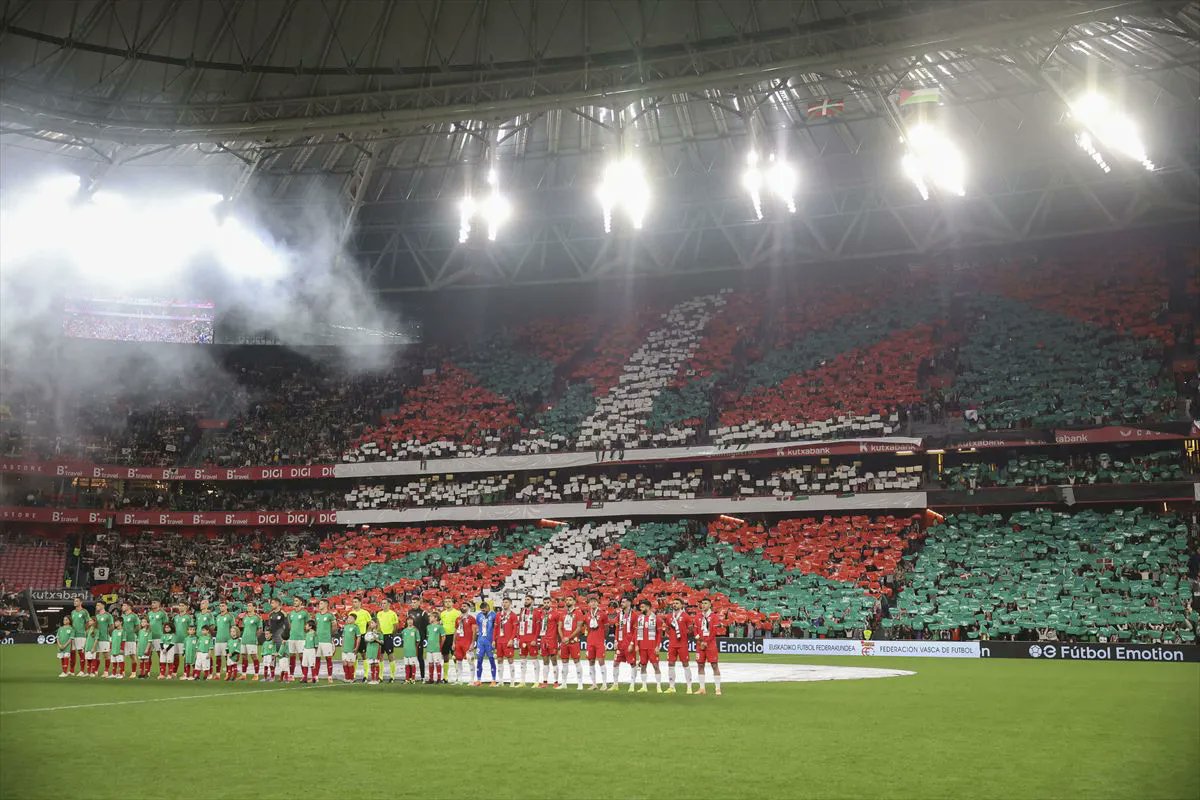 Larra__SSJ's tweet image. No somos como ellos ni nunca lo seremos