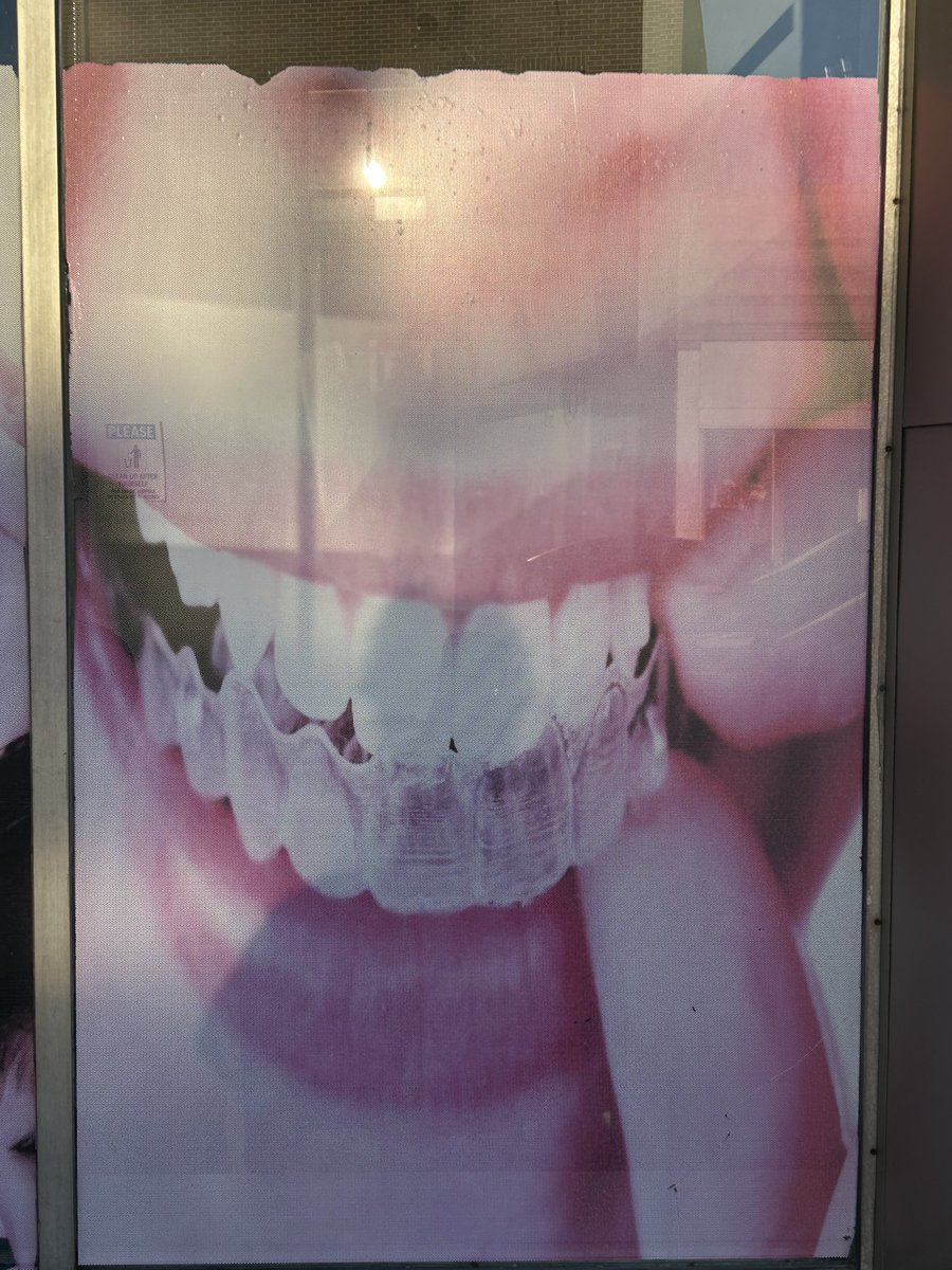 cryingfossil's tweet image. 