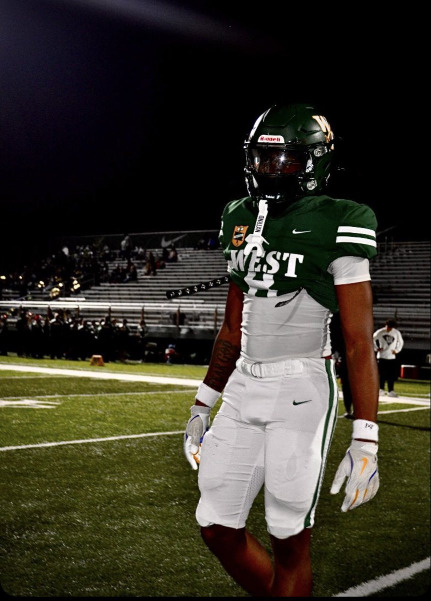 DerrickAustinJ1's tweet image. 🚨 JUNIOR SEASON HIGHLIGHTS 🚨

6’1 - 180 DB

4 Interceptions
45+ Tackles 
7 PBU’s 
1 Forced fumble 
1 Defensive TD

hudl.com/v/2Sx6c8

@CoachChadWilkes
 @nick3alvarado
@CoachMike_Jones
 @David_Moore5
@coachniemeyer1 
@SutherlandTy @CoachEddieScott 
@HighSchoolBlitz