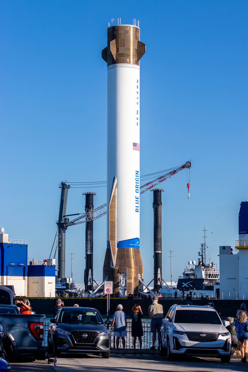 A challenger has emerged 🚀

Following a successful mission launching <a href="/NASA/">NASA</a>’s ESCAPADE spacecraft, New Glenn struts into port for the first time. 

In the background two SpaceX Falcon 9 boosters can be seen eyeing their new competition.

📸 - <a href="/DerekdotSpace/">Derek Newsome</a>