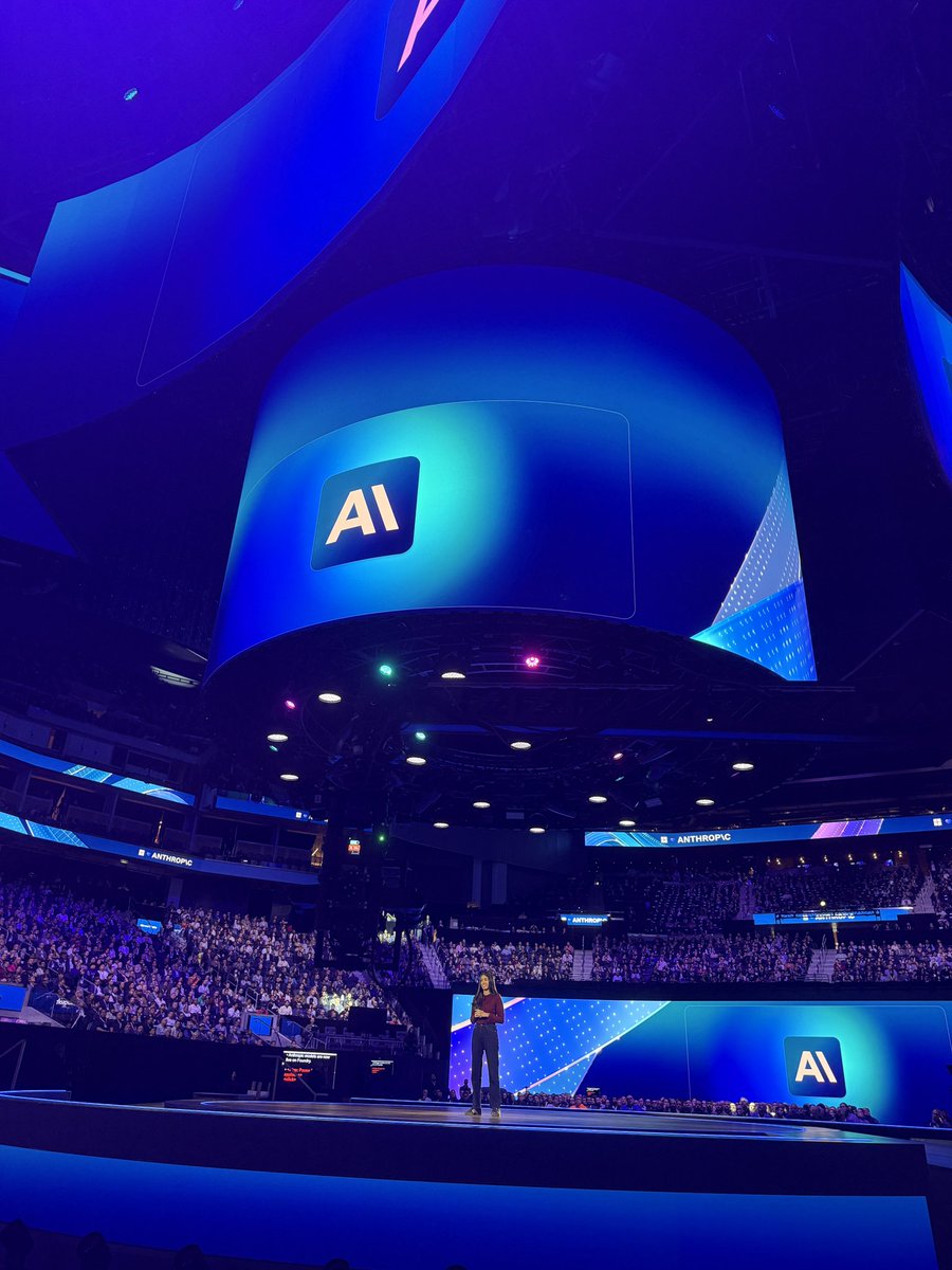 genaiassembling's tweet image. GenAI Assembling @Microsoft Ignite!