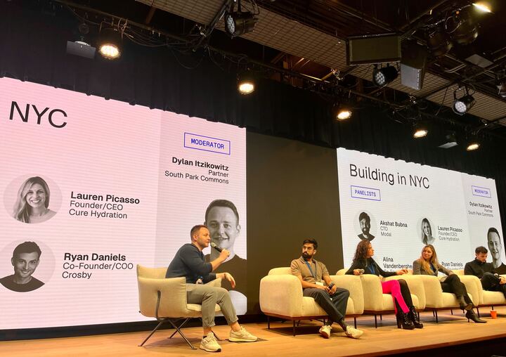 magdovitz's tweet image. Congrats to the OG NY builder @Markgher (of @Braze fame) for a wonderful @mxvcapital Annual Summit. Loved hearing from @marceloclaure, @MichaelManne, @austinh___, @akshat_b, @ditzikow and more on where they&apos;re spending time, building and investing. #longNYC