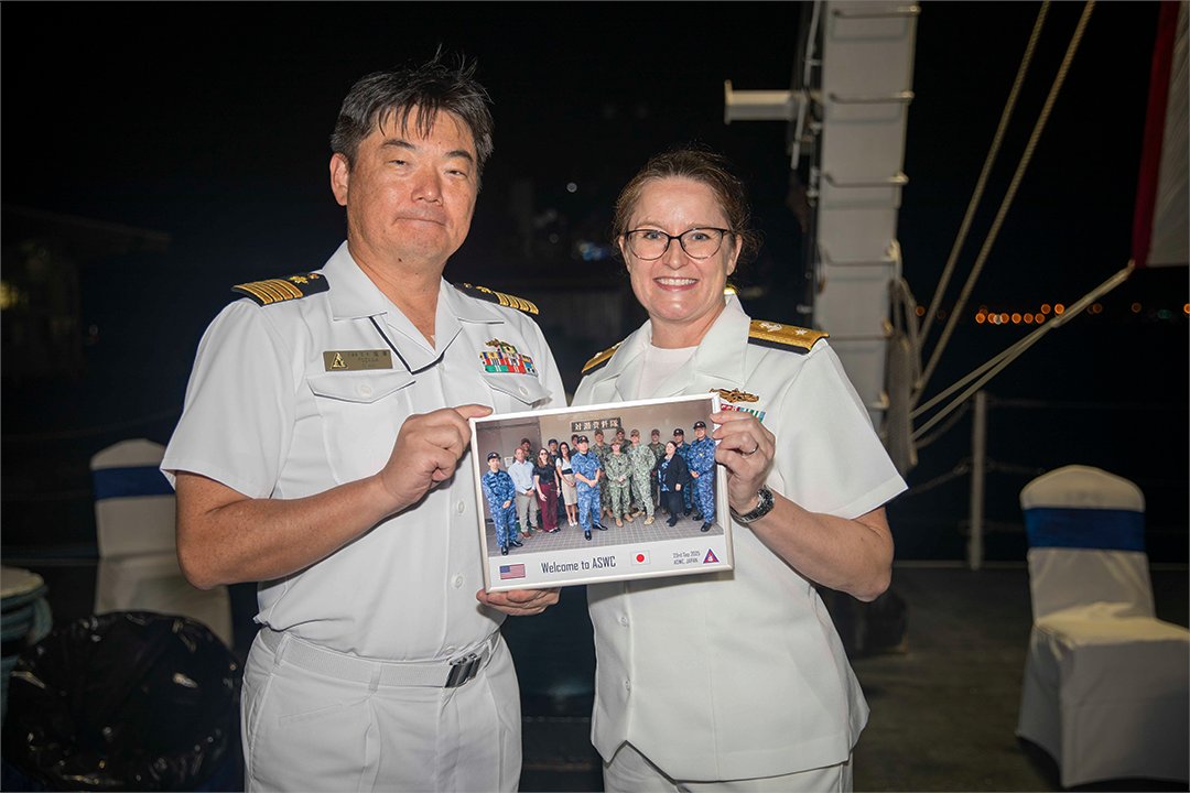 U.S. Naval Meteorology and Oceanography Command tweet media