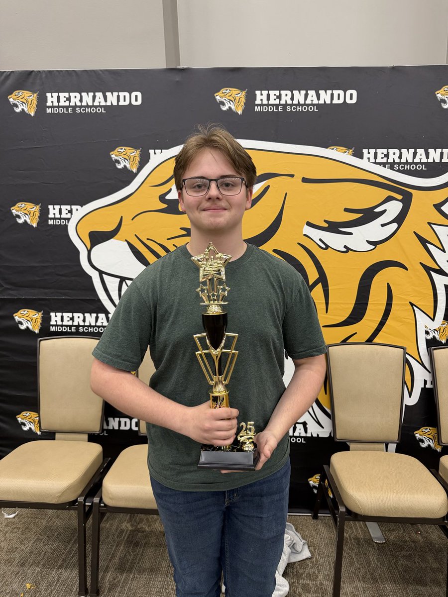 _duanecase's tweet image. Congratulations to Tobias White for winning 1st place overall and the HHS chess team winning 1st place in the county chess tournament.